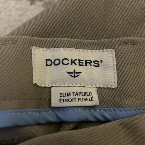 Dockers Slim Tapered Pants - 34x30 - Picture 3 of 3